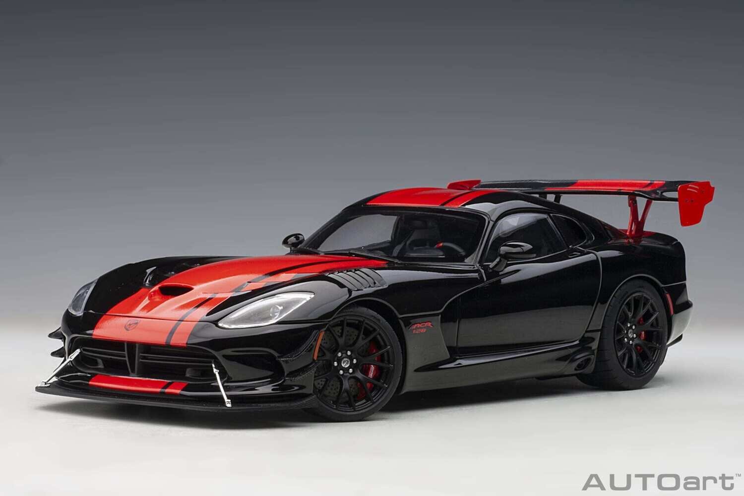 1:18 Autoart - Dodge Viper 1:28 Edition ACR 2017 (Venom Black) with Red Stripes