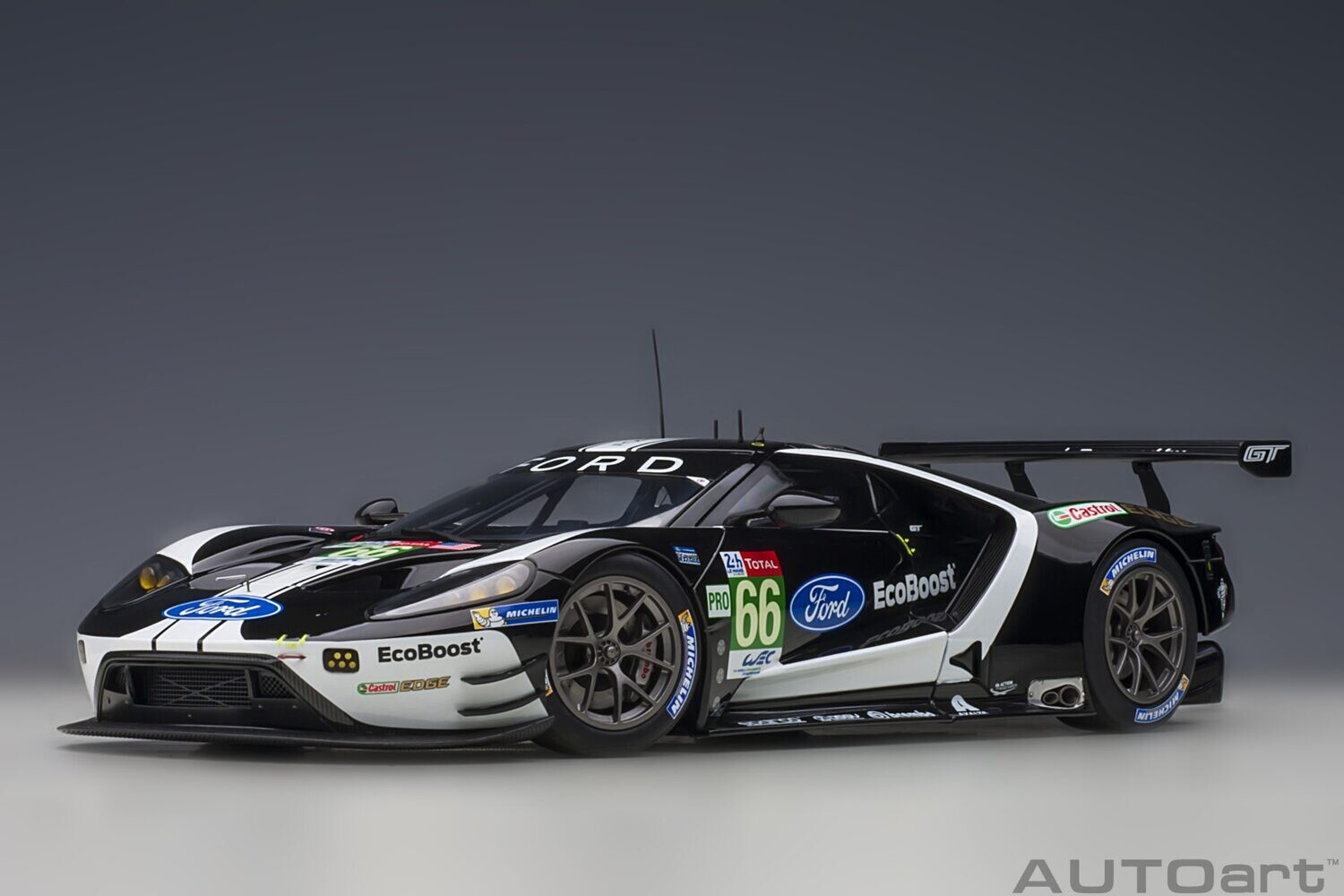 1:18 Autoart - Ford GT GTE Pro Le Mans 24h 2019 #66 S.Mucke/O.Pla/B.Johnson