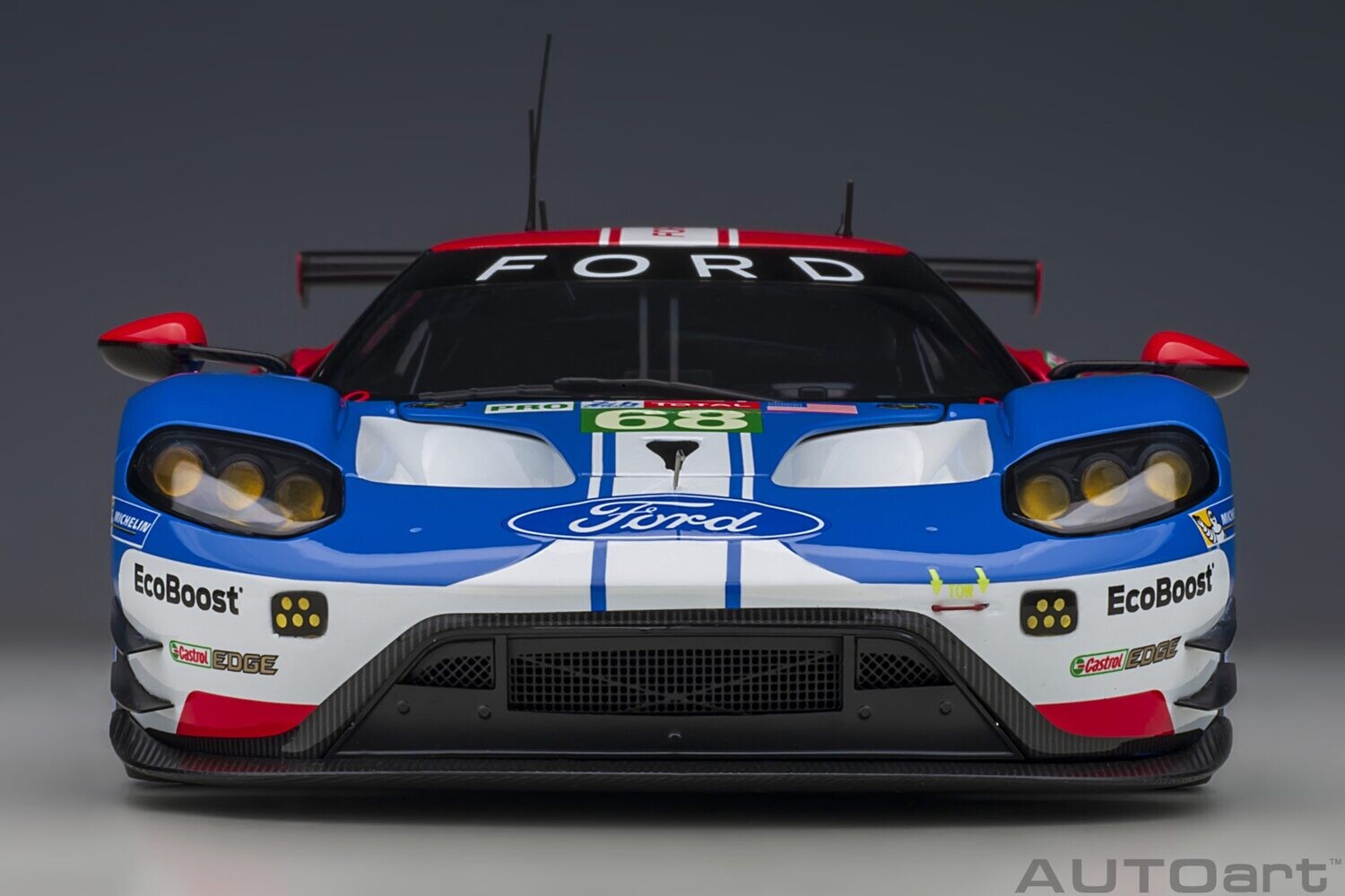 1:18 Autoart - Ford GT GTE Pro Le Mans 24h 2019 #68 J.Hand/D