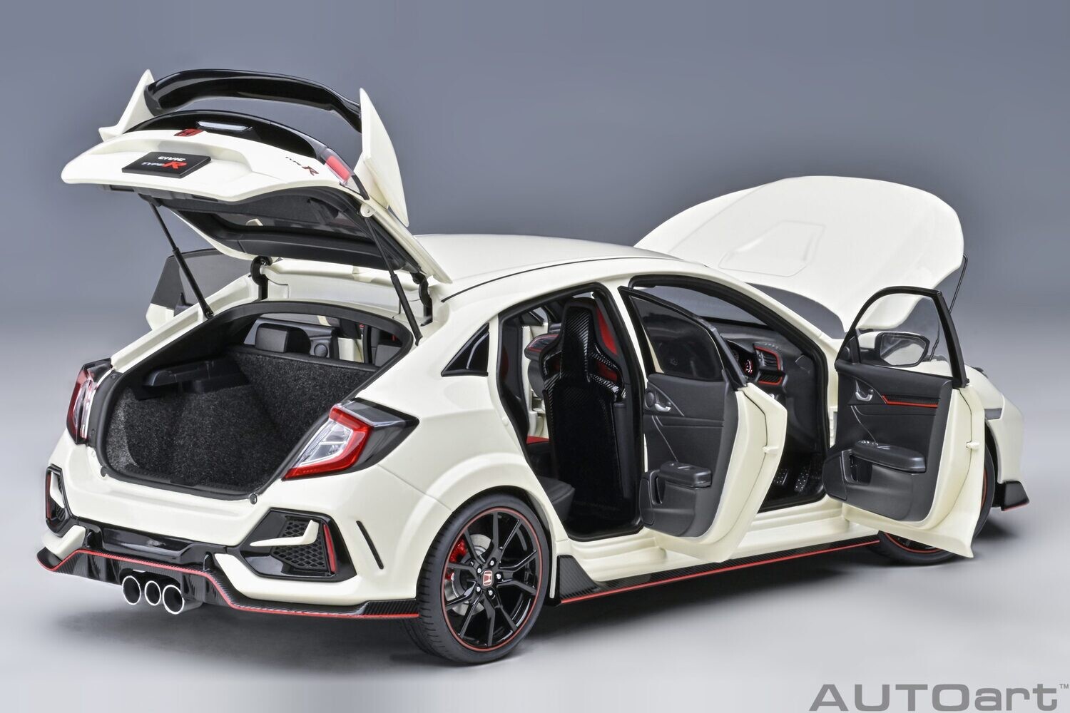 1:18 Autoart - Honda Civic Type R (FK8) 2021 (Championship White)