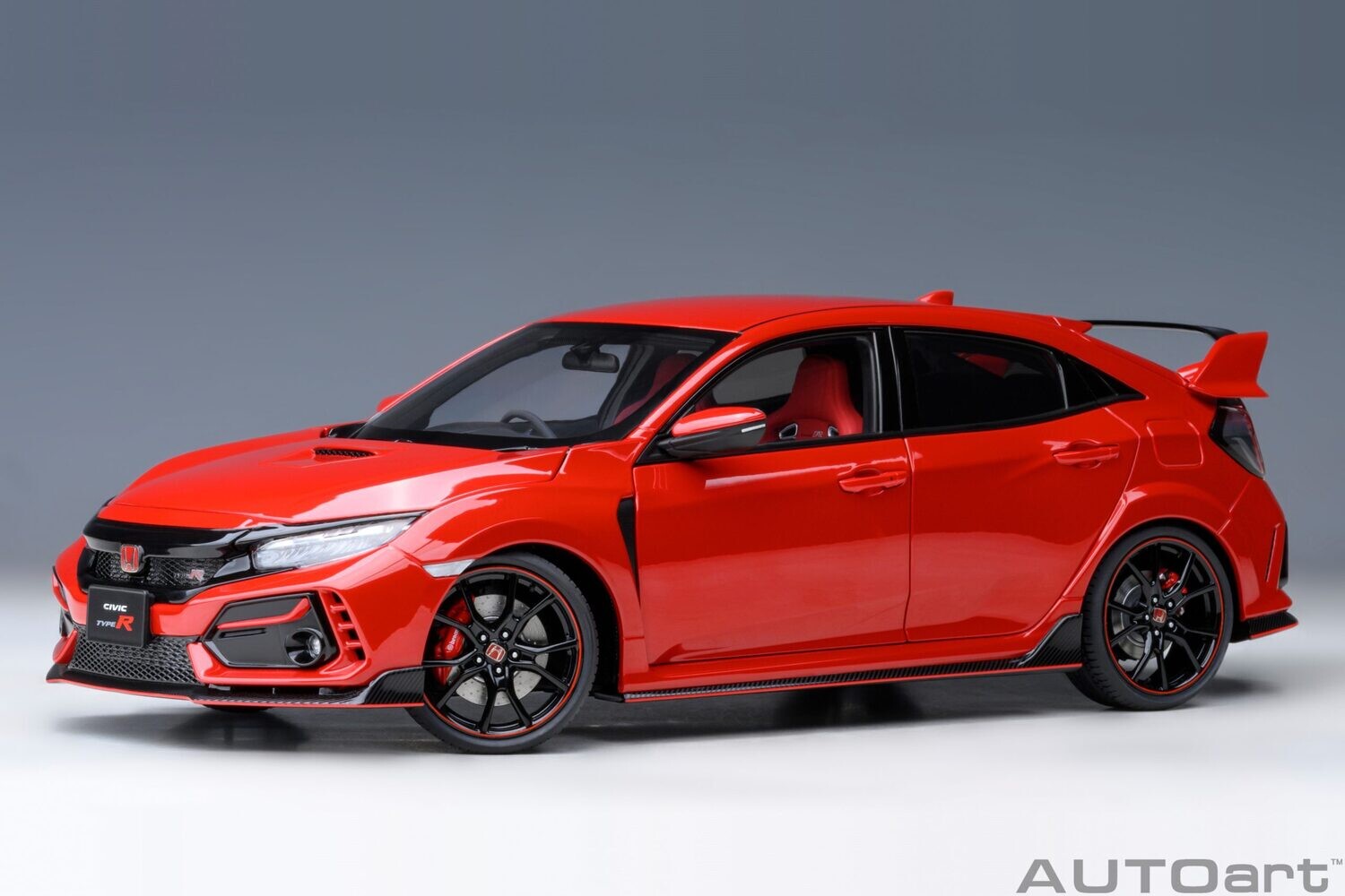 1:18 Autoart - Honda Civic Type R (FK8) 2021 (Flame Red)