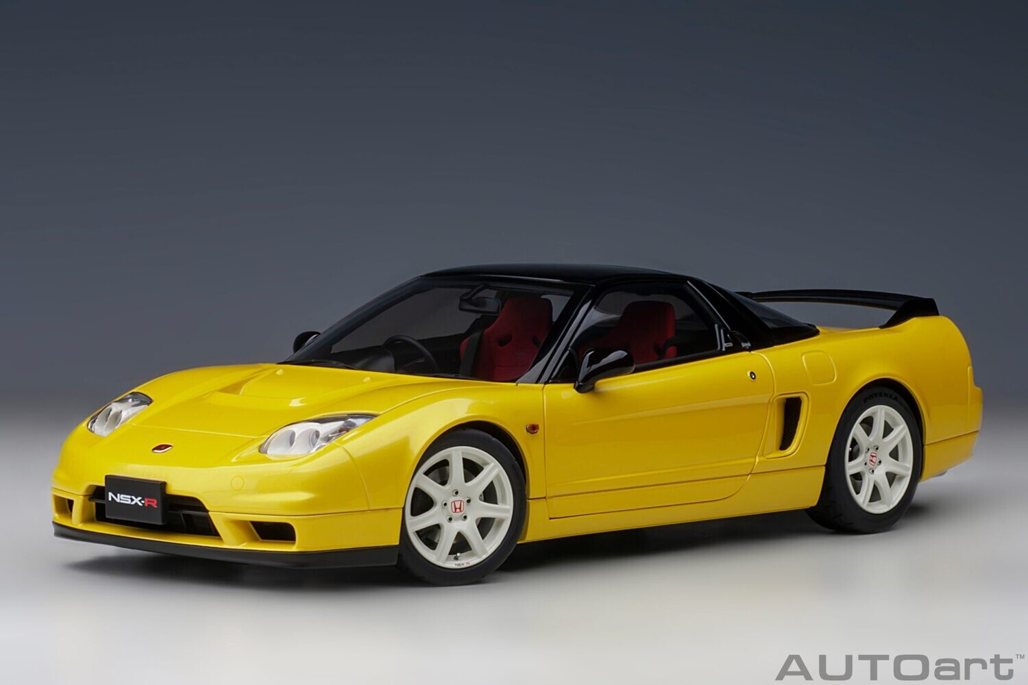 1:18 Autoart - Honda NSX-R (NA2) (Indy Yellow Pearl)