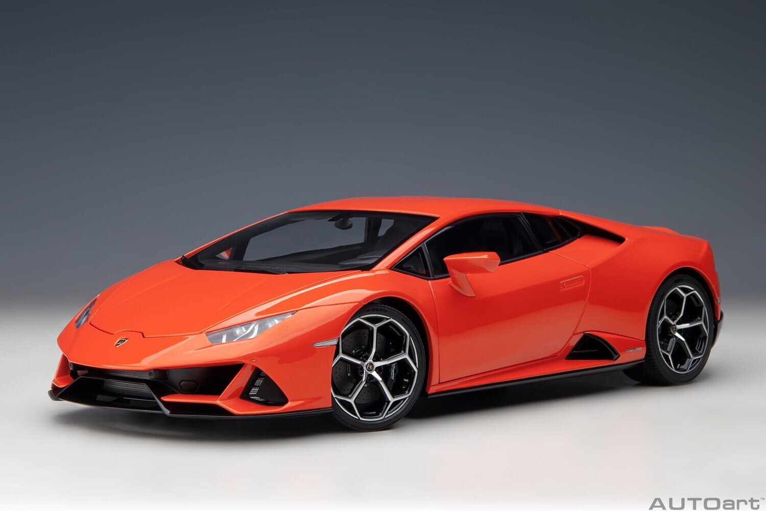 1:18 Autoart - Lamborghini Huracan Evo (Arancio Xanto)