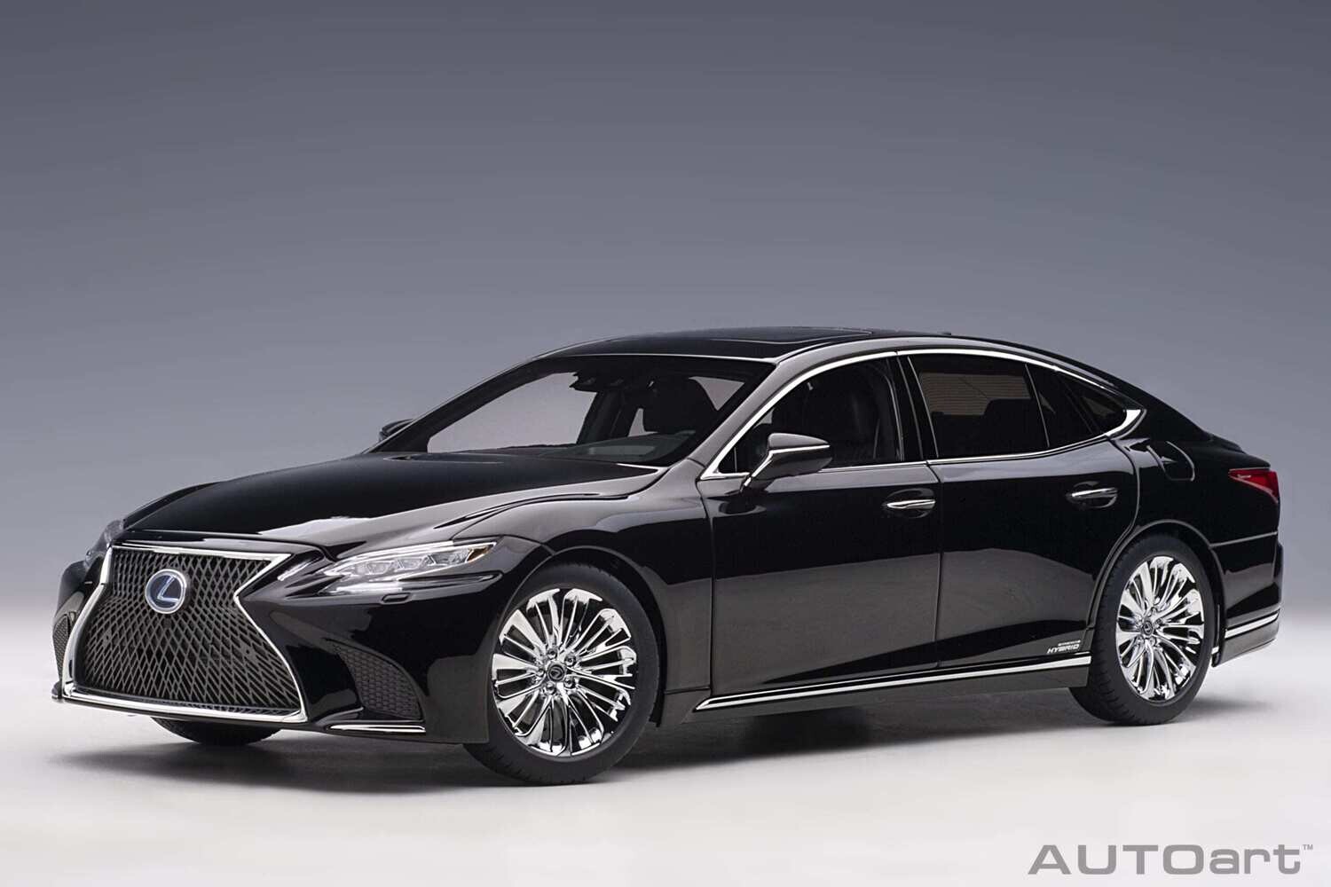 1:18 Autoart - Lexus LS 500h (Black)