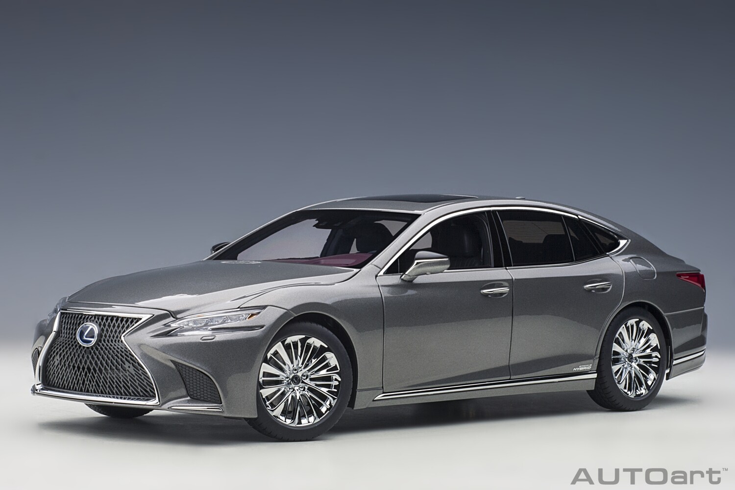 1:18 Autoart - Lexus LS 500h (Manganese Luster Metallic)