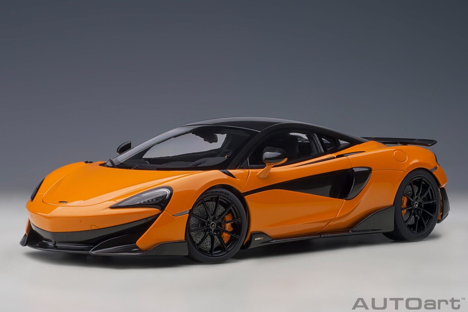 1:18 Autoart - McLaren 600LT (Myan Orange)