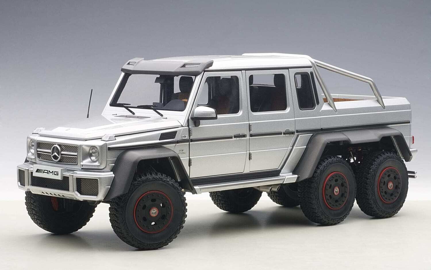 1:18 Autoart - Mercedes-Benz G63 AMG 6×6 (Silver)