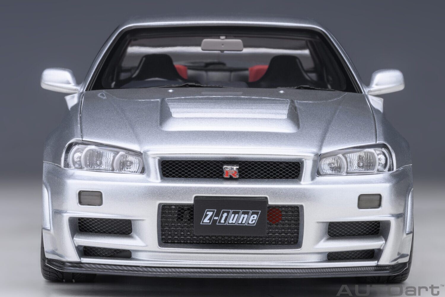 1:18 Autoart - Nissan Skyline GT-R (R34) Z-tune (Z-tune Silver)