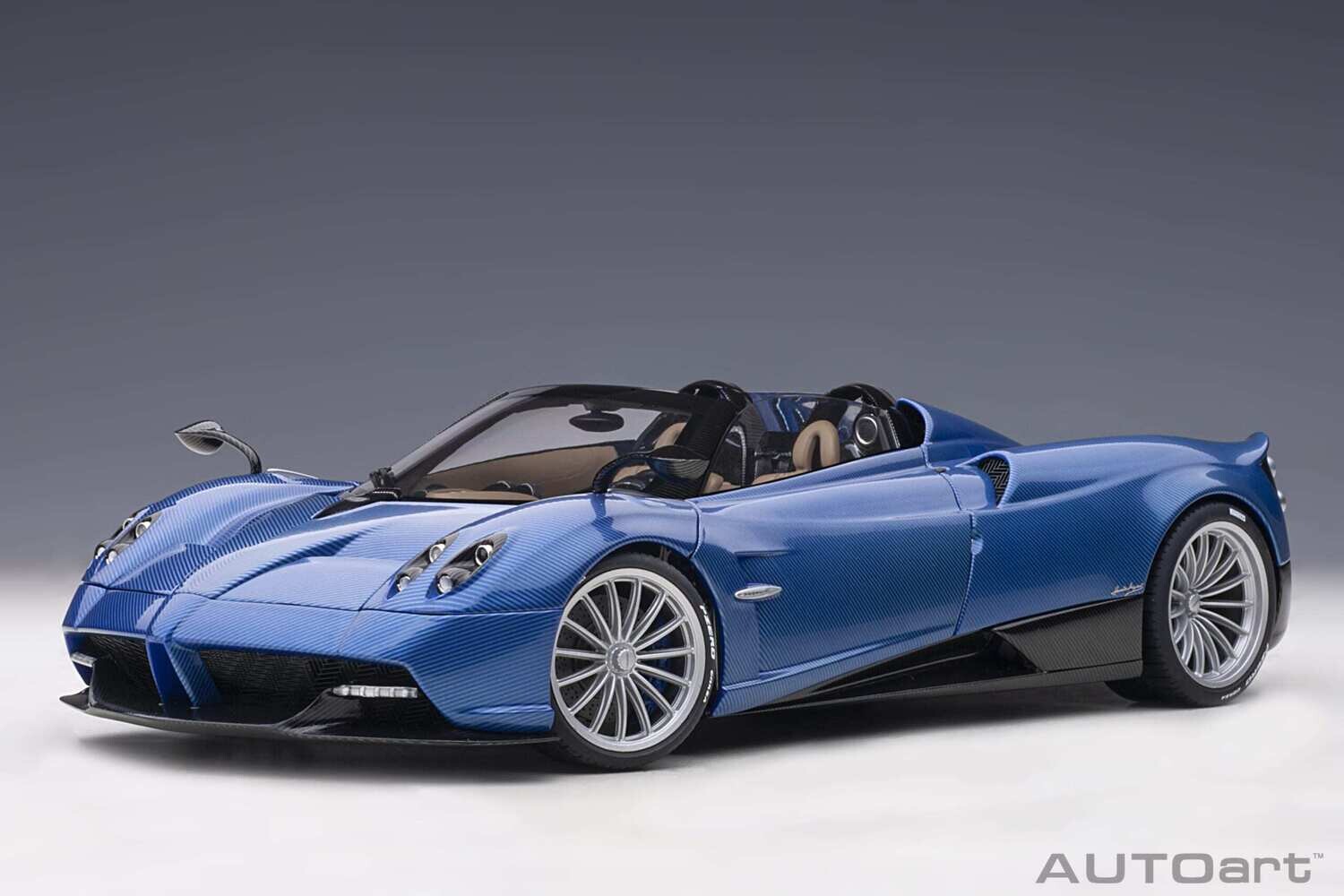 1:18 Autoart - Pagani Huayra Roadster (Blue Carbon)