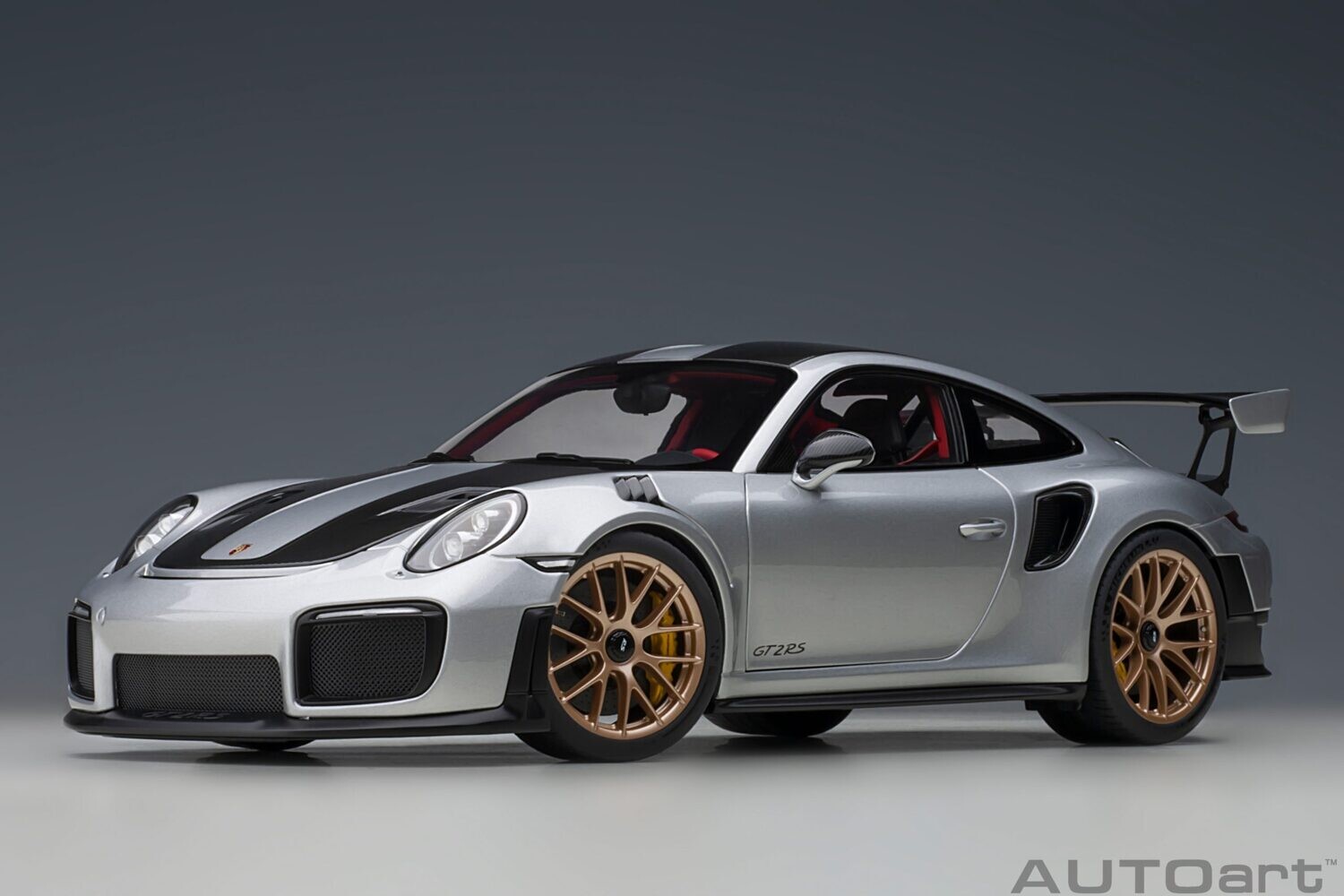 1 18 Autoart Porsche 911 991.2 GT2 RS Weissach Package GT Silver