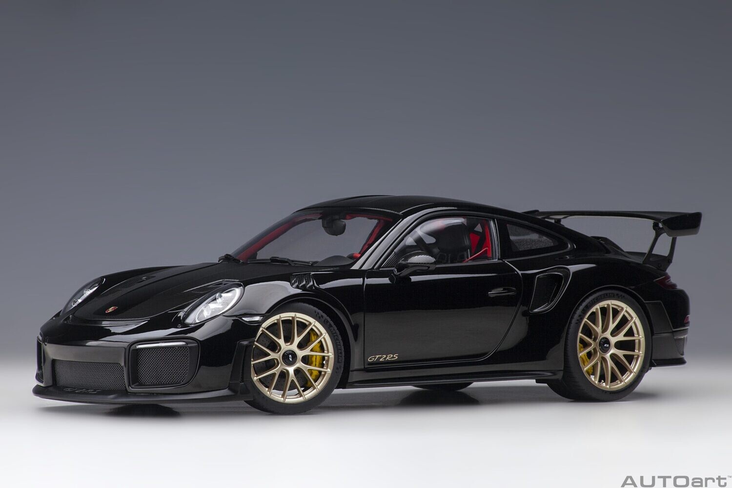 1:18 Autoart - Porsche 911 (991.2) GT2 RS Weissach Package (Black)