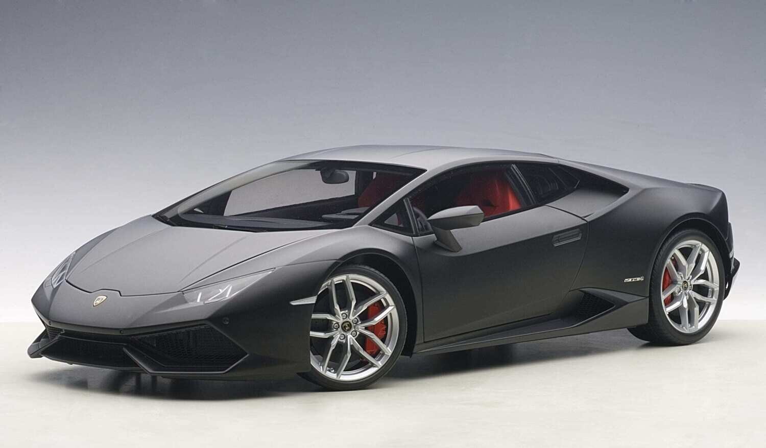 1:12 Autoart - Lamborghini Huracan LP610-4 (Nero Nemesis)