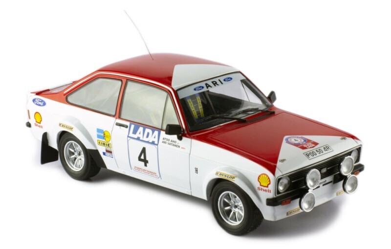 1:18 Ixo - Ford Escort MK II RS 1800, No.4, Marlboro, Rallye WM, 1000 Lakes Rally, mit Decals, A.Vatanen/A.Aho, 1977