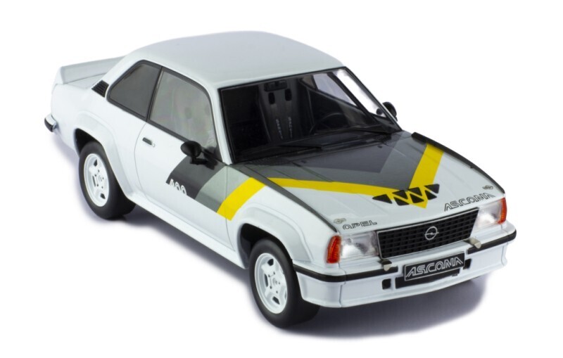 1:18 Ixo - Opel Ascona B 400, weiss/Dekor, 1982