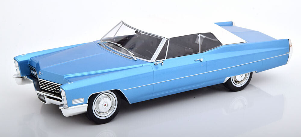 1:18 KK Scale - Cadillac DeVille Convertible mit Softtop 1967 hellblau-metallic/weiß *Reproduktion*