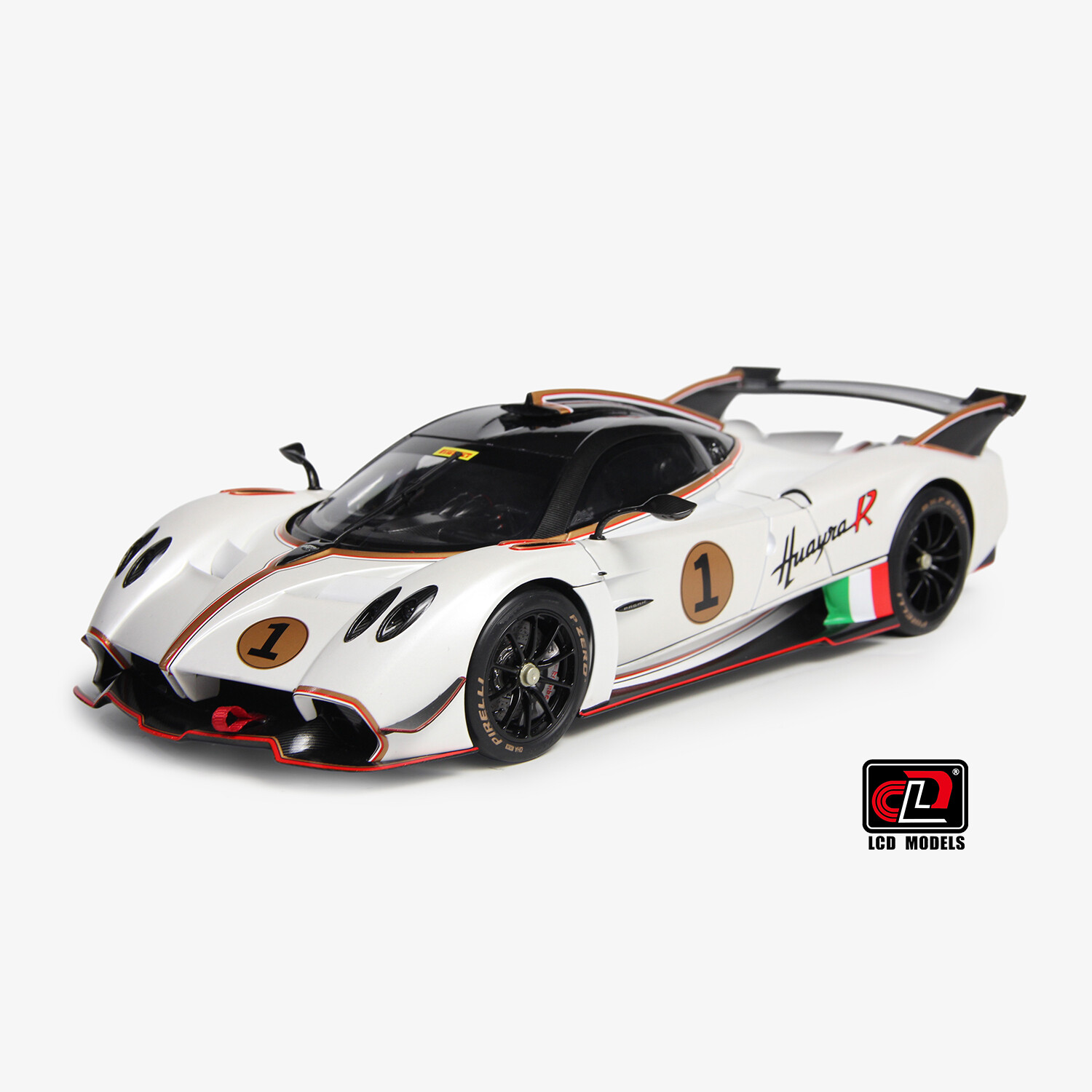 1:18 LCD Models - Pagani Huayra R #1 2017 White Carbon
