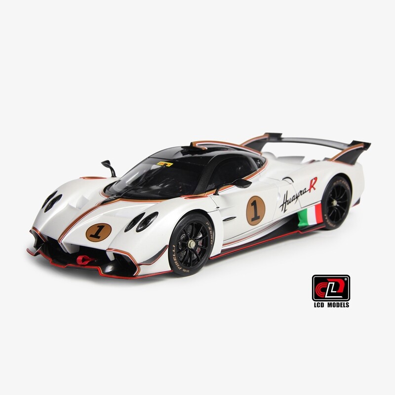 1:18 LCD Models - Pagani Huayra R #1 2017 White Carbon 1:18 LCD Models - Pagani Huayra R #1 2017 White Carbon