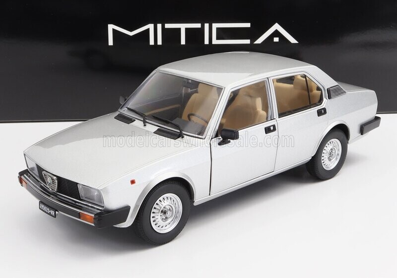 1:18 Mitica Diecast - Alfa Romeo Alfetta Berlina 2000L 1978  Silver 749