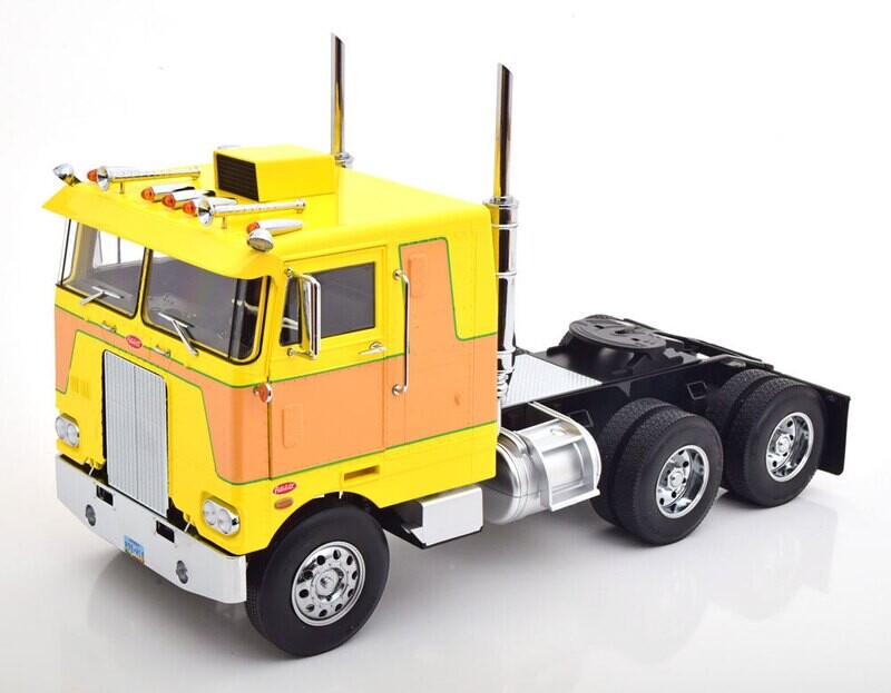 1:18 Road Kings - Peterbilt 352 Pacemaker 1977-1979 gelb/braun 1:18 Road Kings - Peterbilt 352 Pacemaker 1977-1979 gelb/braun