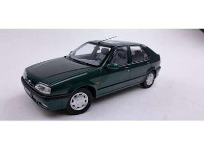 1:18 Triple9 - 1994 Renault 19, british green metallic 1:18 Triple9 - 1994 Renault 19, british green metallic