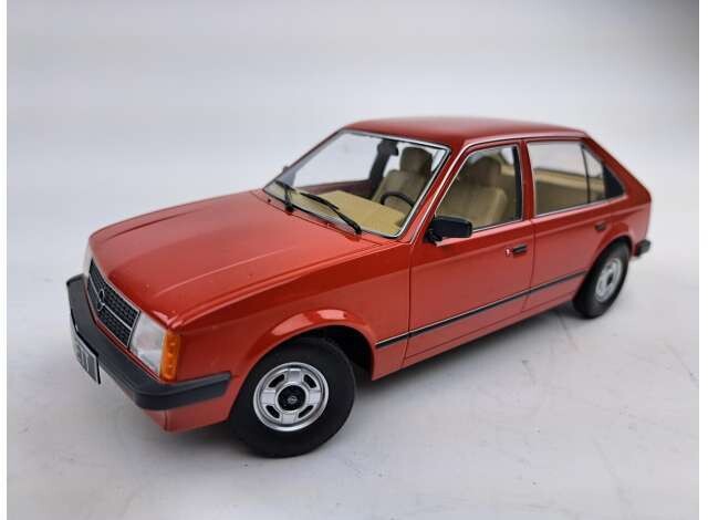 1:18 Triple9 - 1984 Opel Kadett D 5-door, red with beige interior