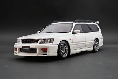 1:18 Ignition - Nissan Stagea 260RS (WGNC34) with RB26DETT, white