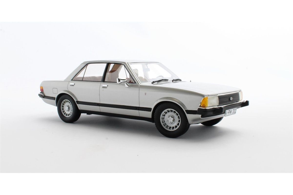 1:18 Cult Models - Ford Granada 2.8 Ghia Saloon silver metallic 1978
