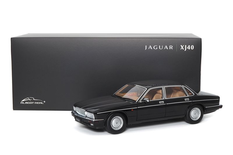 1:18 Almost Real - Jaguar Daimler XJ6 (XJ40) - Ebony Black 1:18 Almost Real - Jaguar Daimler XJ6 (XJ40) - Ebony Black