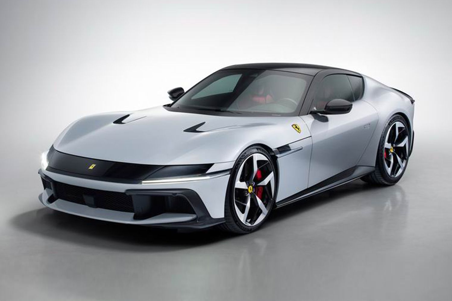1:18 MR Collection Models - Ferrari 12 Cilindri Bianco Artico