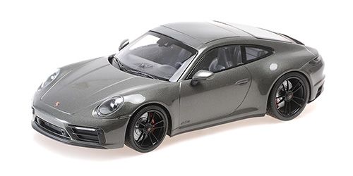 1:18 Minichamps - PORSCHE 911 CARRERA 4 GTS – 2020 – GREEN METALLIC