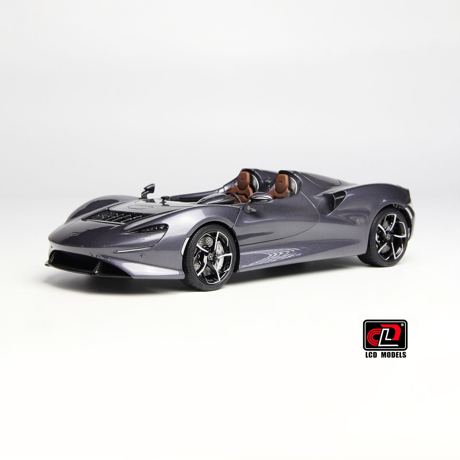 1:18 LCD Models - McLaren Elva 2020 Grey Metallic