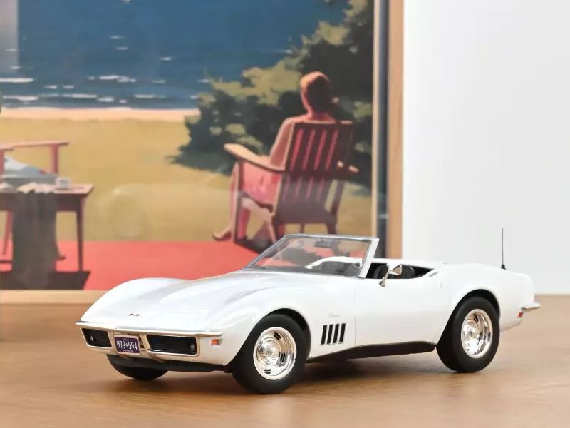 1:18 Norev - Chevrolet Corvette Convertible 1969 Can Am White