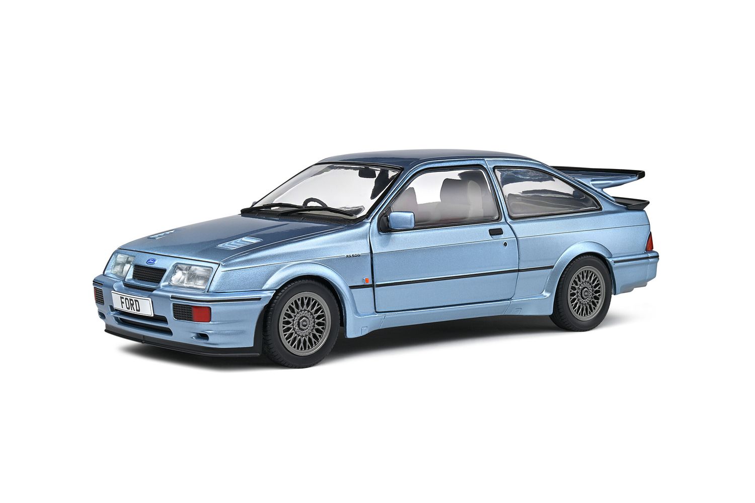 1:18 Solido - Ford Sierra RS 500 1987 Light blue