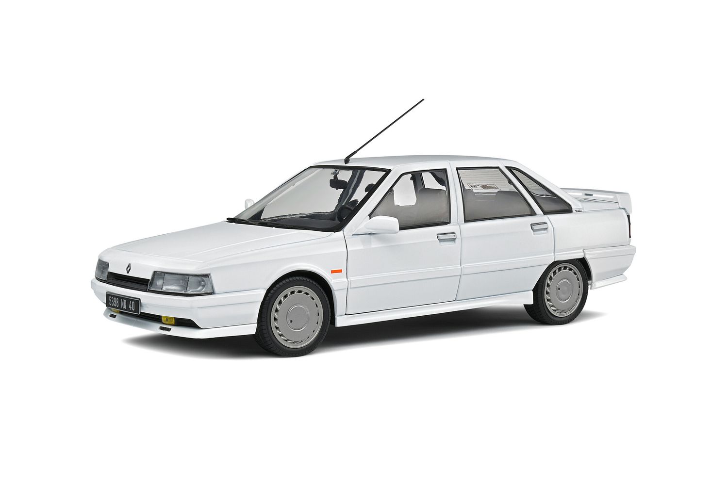 1:18 Solido - Renault 21 Turbo MK1 1988 White