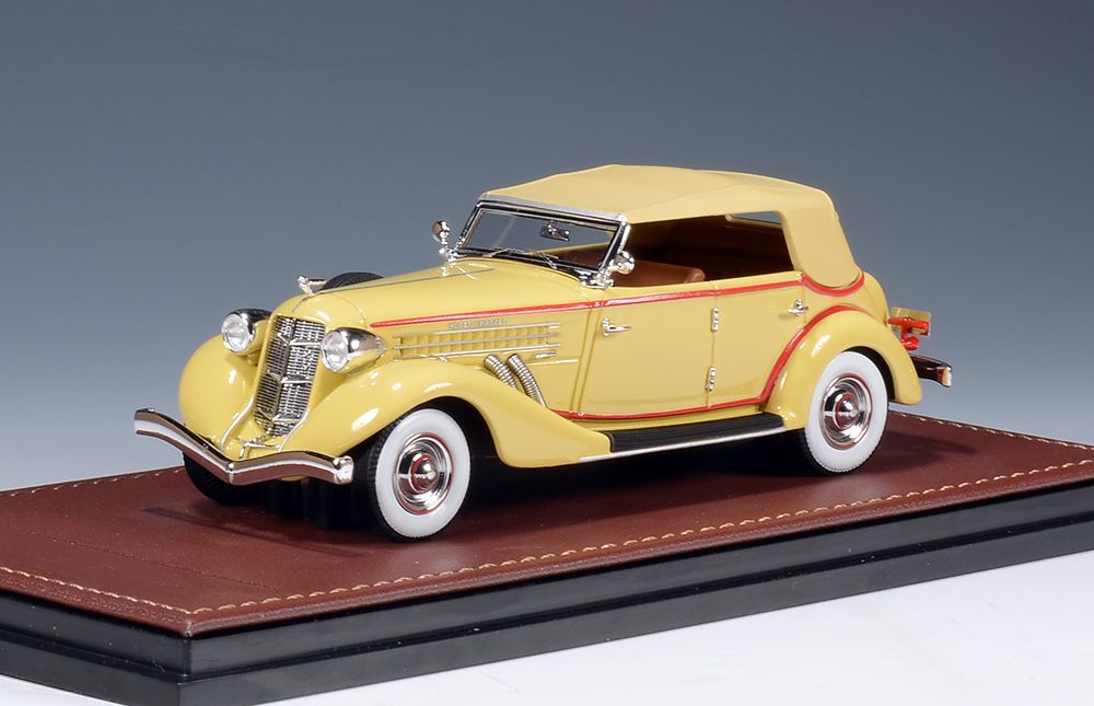 1:43 GLM - 1935 Auburn 851 SuperCharged Phaeton Close Roof Yellow