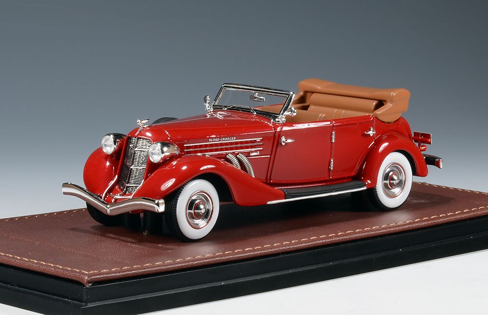 1:43 GLM - 1935 Auburn 851 SuperCharged Phaeton Open Roof Red