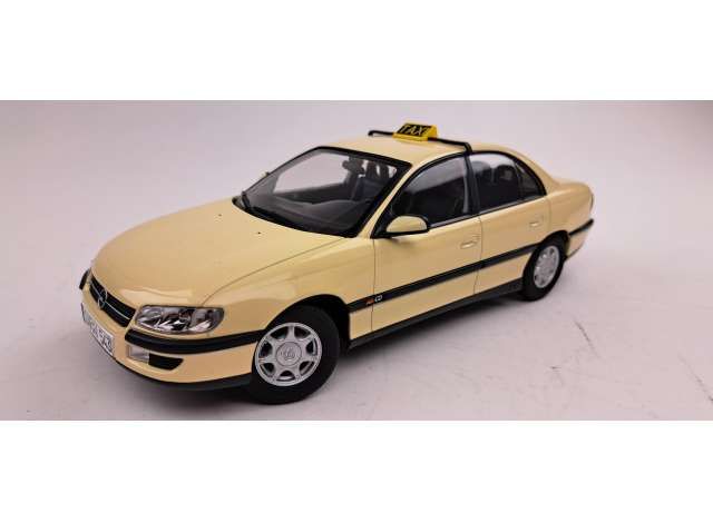 1:18 Triple9 - 1996 Opel Omega B *German Taxi*