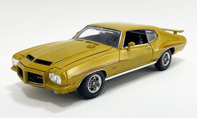 1:18 ACME - 1971 Pontiac GTO Judge Quezal Gold