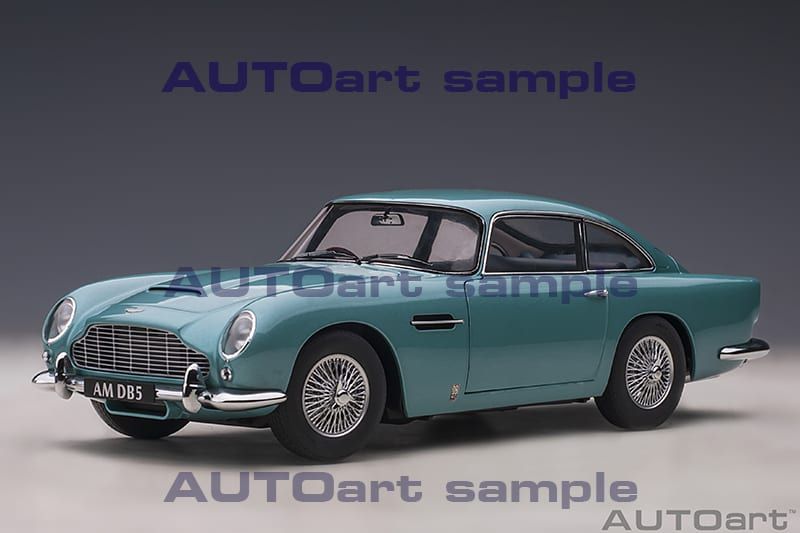 1:18 Autoart - Aston Martin DB5 (Caribbean Pearl)