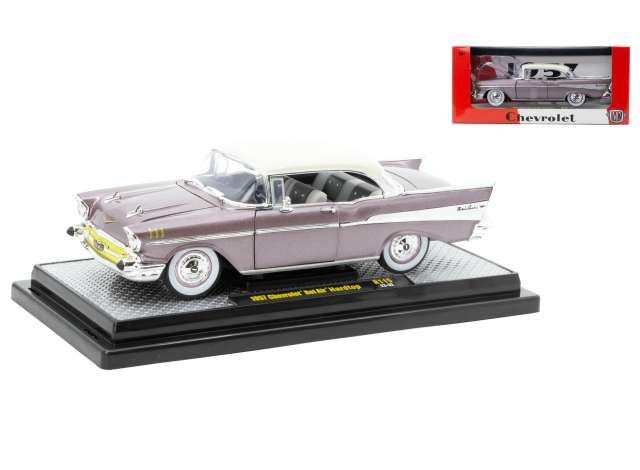 1:24 M2 Machines - 1957 Chevrolet Bel Air Hardtop, pink