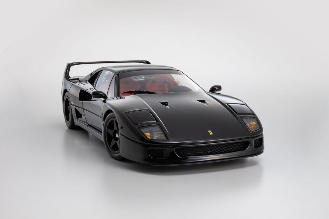 1:18 Kyosho - Ferrari F40 Matt Black 1987