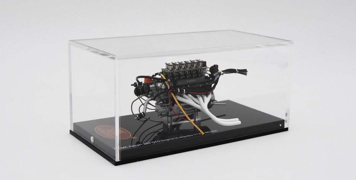 1:18 CMC - Ferrari 250 GTO Engine, including showcase