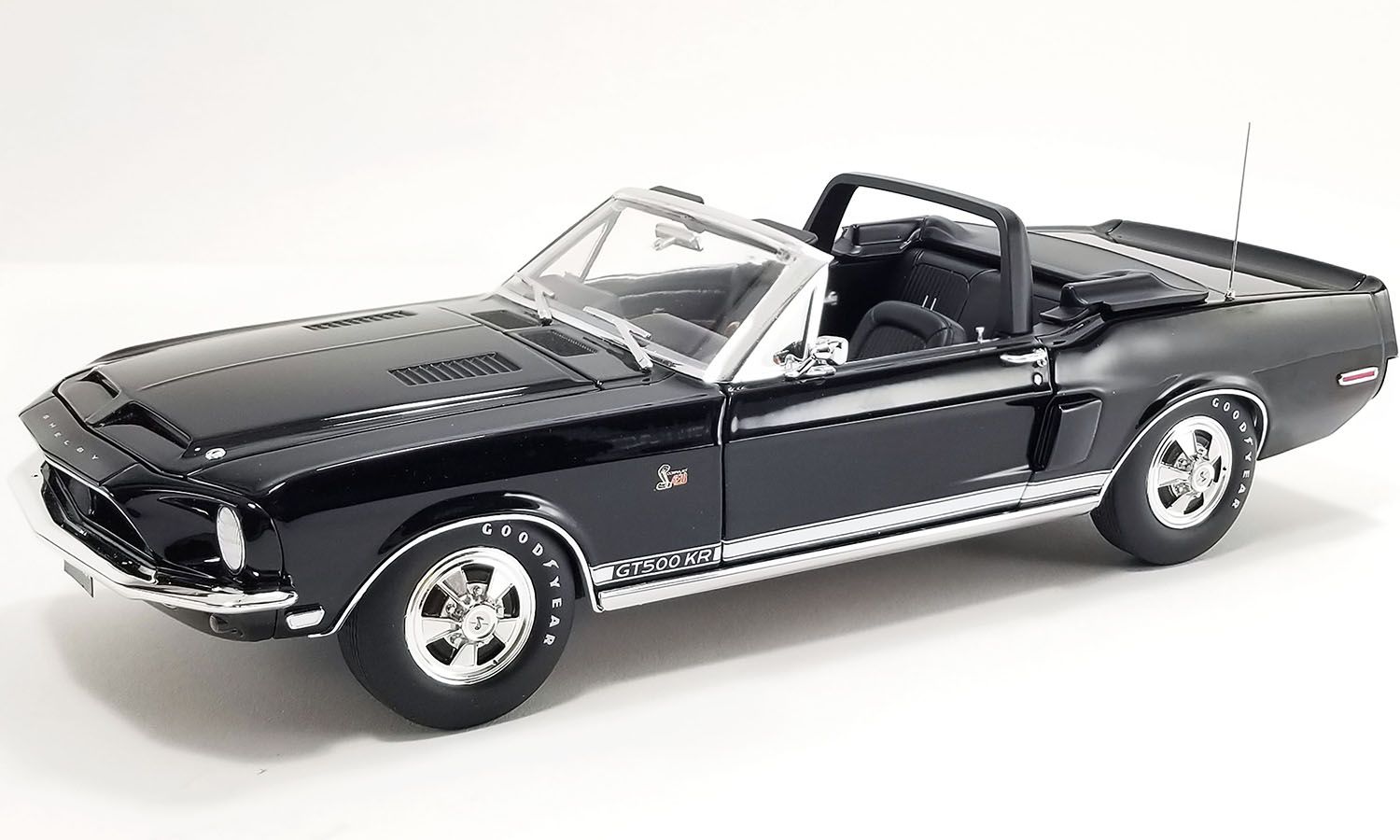 1:18 ACME - 1968 Shelby GT500KR Convertible, black with white top