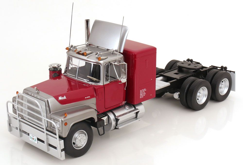 1:18 Road Kings - Mack RL 700L rotmetallic/silber