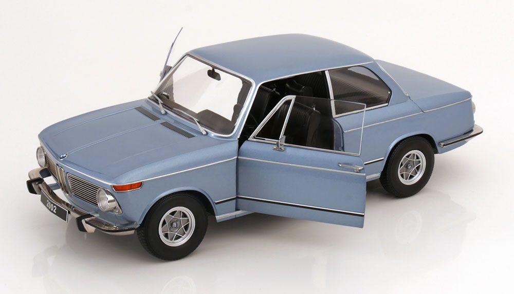 1:12 KK Scale - BMW 2002 1:Serie 1971 hellblau-metallic