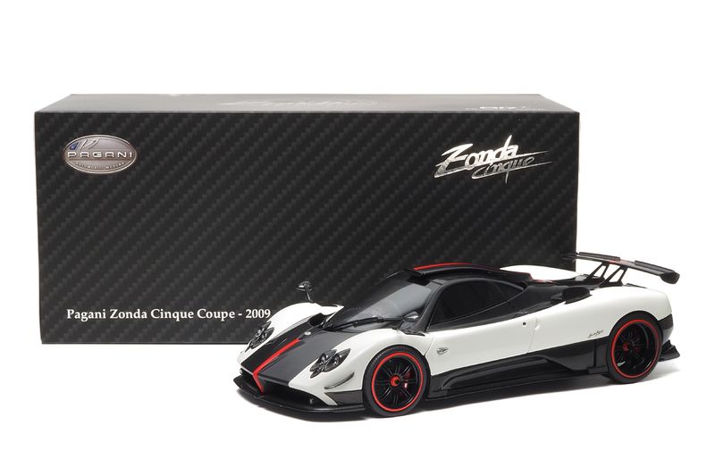 1:18 Almost Real - Pagani Zonda Cinque Coupe - 2009 - Bianco Benny RHD 1:18 Almost Real - Pagani Zonda Cinque Coupe - 2009 - Bianco Benny RHD