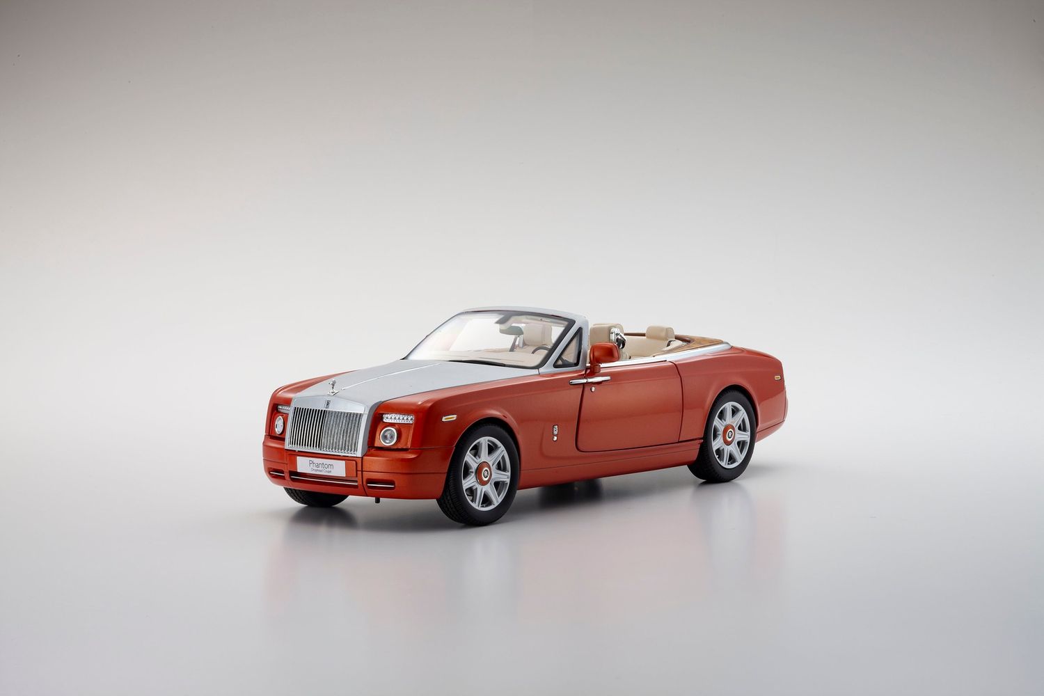 1:18 Kyosho - Rolls-Royce Phantom Drophead Coupe Orange