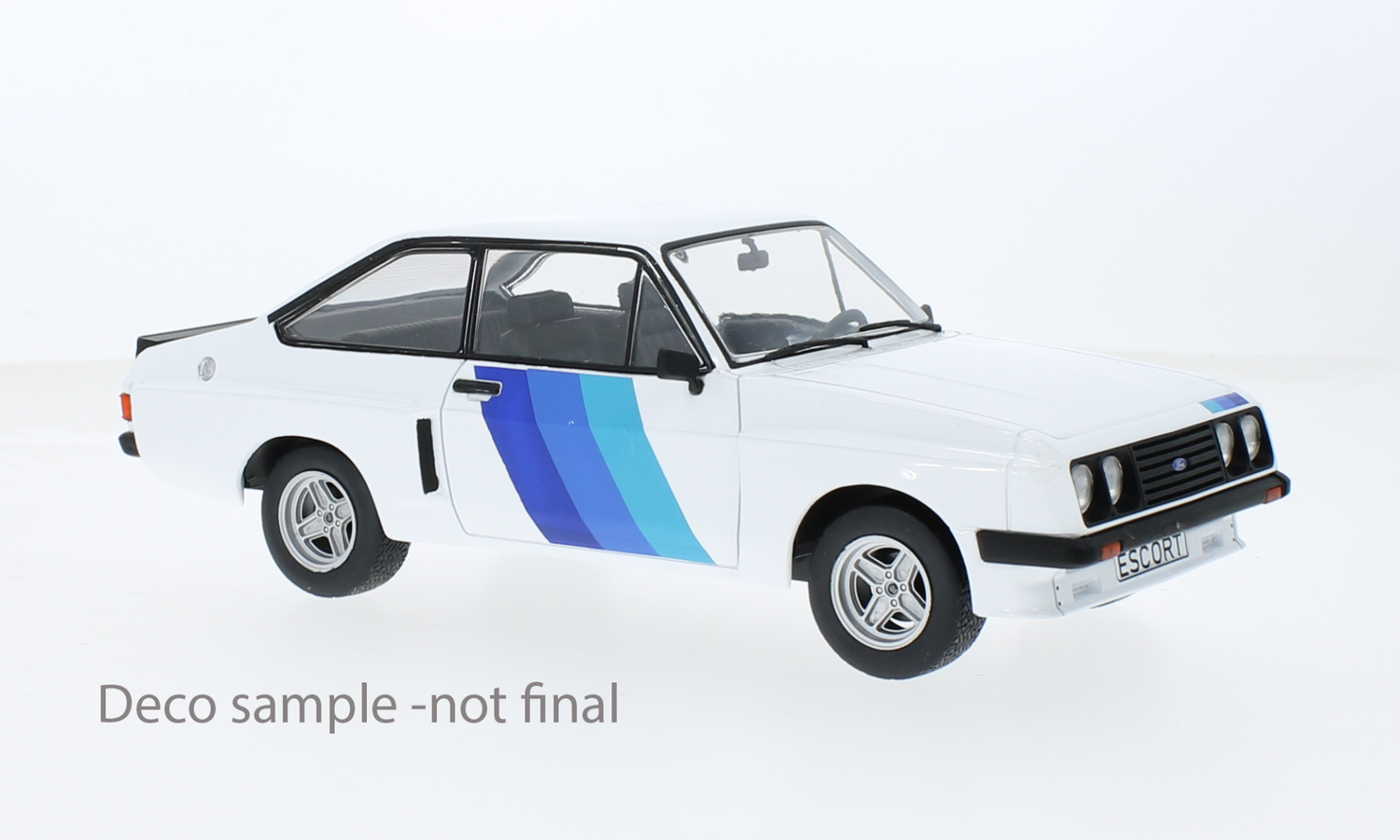 1:18 MCG - 1977 Ford Escort MK II R weiss