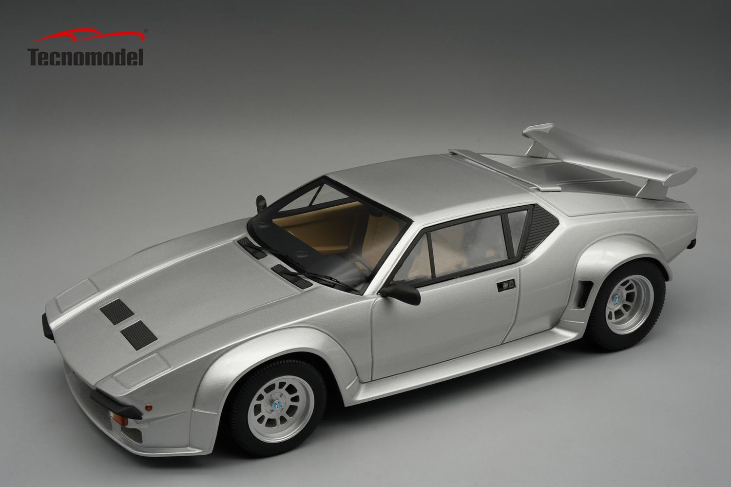 1:18 Tecnomodel - DeTomaso Pantera GT5  Metallic Silver  1982