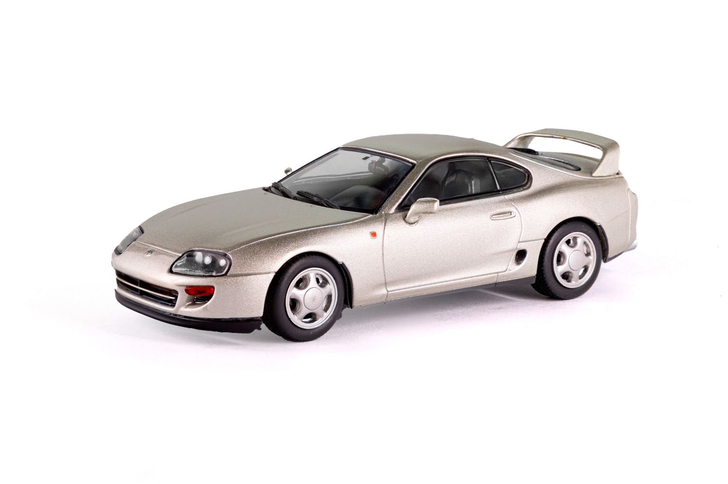 1:43 Solido - Toyota Supra MKIV 2001 Silver